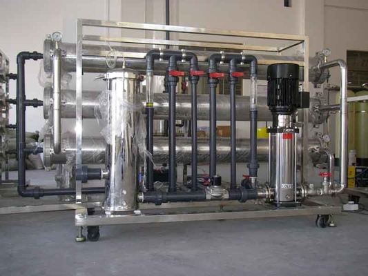 PLC 10000L / H RO نظام معالجة المياه بالتناضح العكسي لمياه الشرب