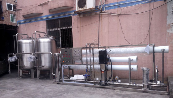 10TPH ممر مزدوج تنقية المياه بالتناضح العكسي آلة ضغط 300 PSI