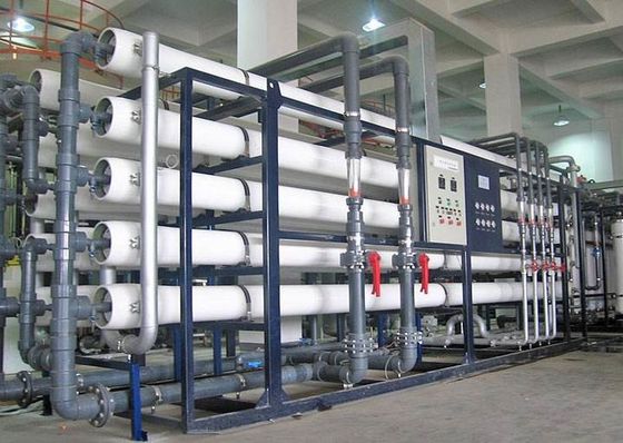 معالجة المياه بالرشح النانوي FRP 10m3 / Hr بمضخة Grundfos