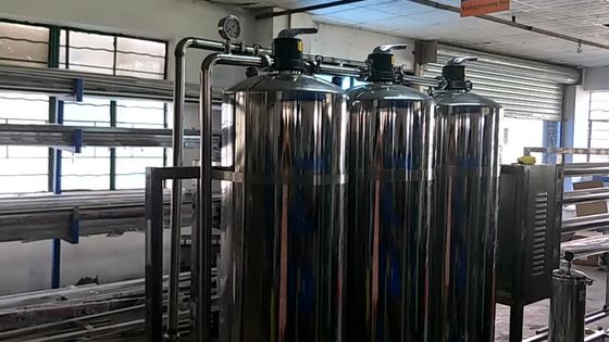 99.99٪ أنظمة الترشيح الفائق لمعالجة المياه ، فلتر FRP 2000 lph rO plant