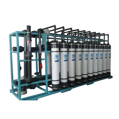 99.99٪ أنظمة الترشيح الفائق لمعالجة المياه ، فلتر FRP 2000 lph rO plant