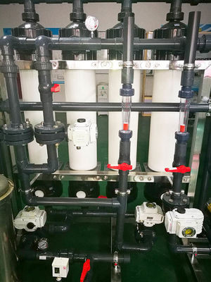 5kw UF محطة معالجة المياه RO مصنع 90٪ - 95٪ كفاءة الاسترداد